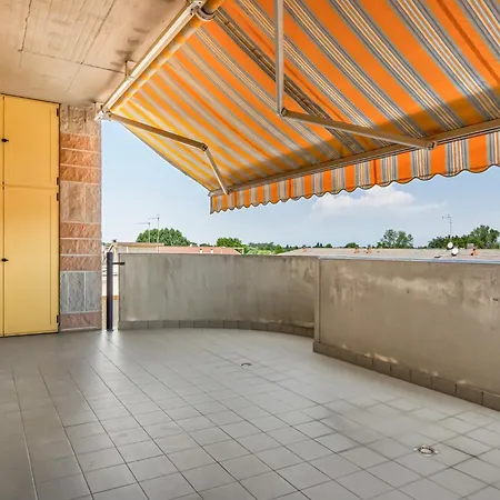 Guesthost - Comfortable & Bright Mestre